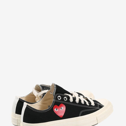 Comme Des Garcons Play Single Heart Chuck 70