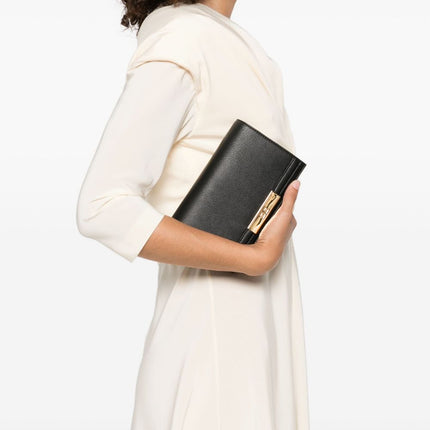 Elisabetta Franchi Shoulder bag with groumette chain